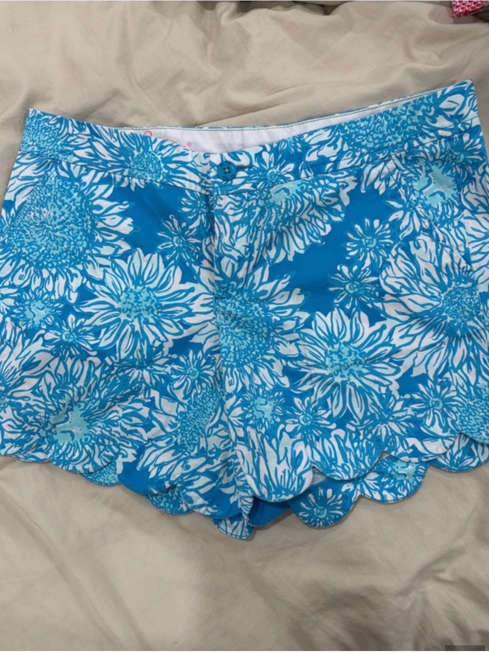 Blue Floral Scalloped Hem Shorts